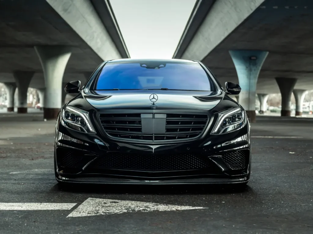 Private Transfer from Dublin Airport_ What to Expect from a Premium Chauffeur