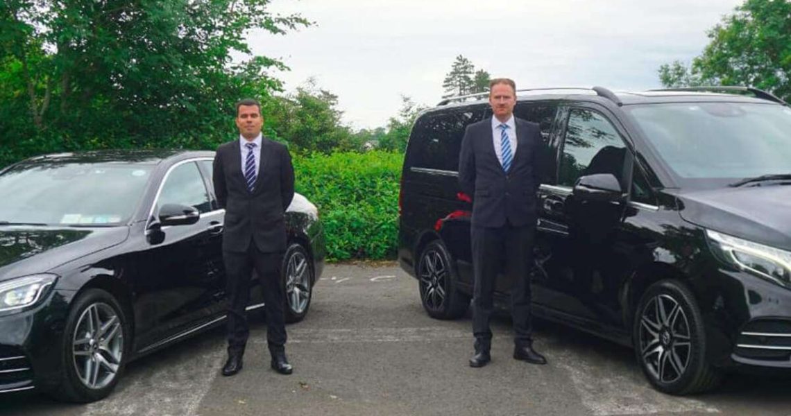 Must-Know-Rules-of-Etiquette-When-Renting-a-Luxury-Car